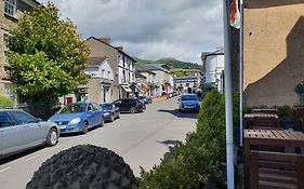 Dragon Inn